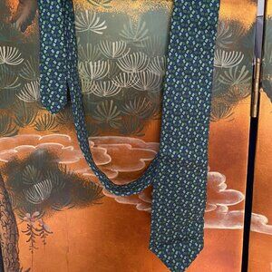 Recycle Patten Josh Bach Silk Tie Save the planet